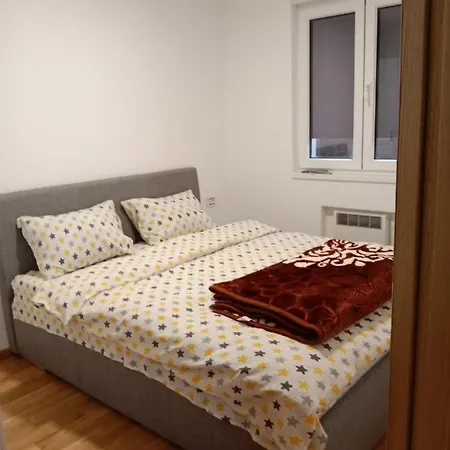 Sjaj Bregova 公寓 兹拉蒂博尔